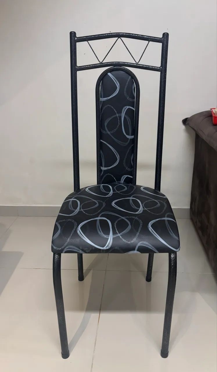 4 CADEIRAS DE MESA SEMI NOVAS  - Foto 3