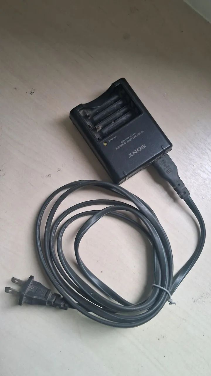 Recarregado para pilhas Sony  - Foto 6