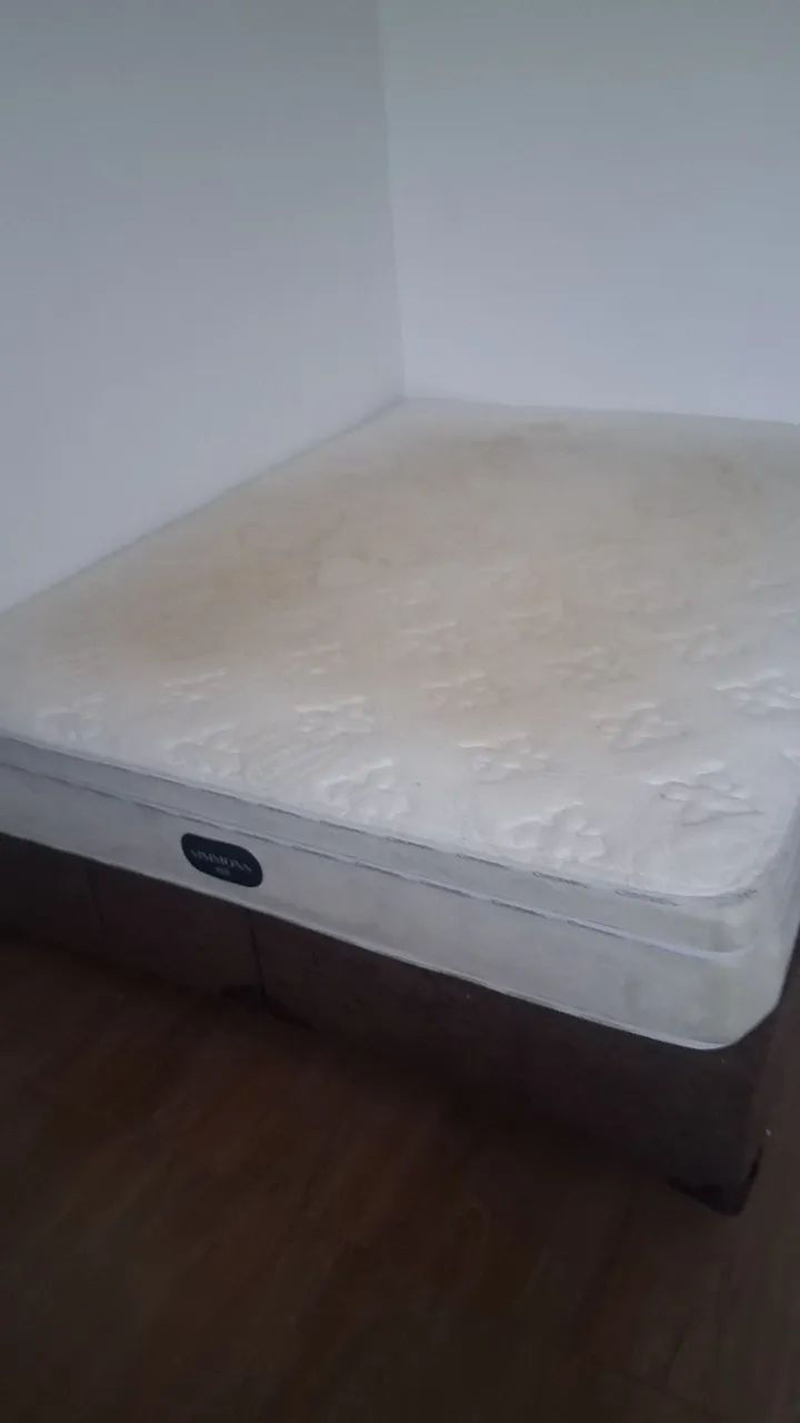 Cama Box Queen