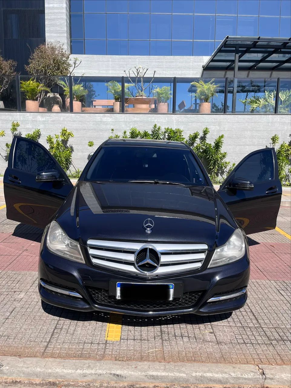 Mercedes-Benz C-180 C-180 CGI Classic 1.8 16V 156cv Aut. 2012