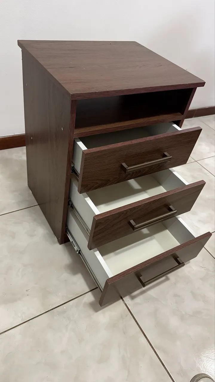 Mesa de cabeceira
