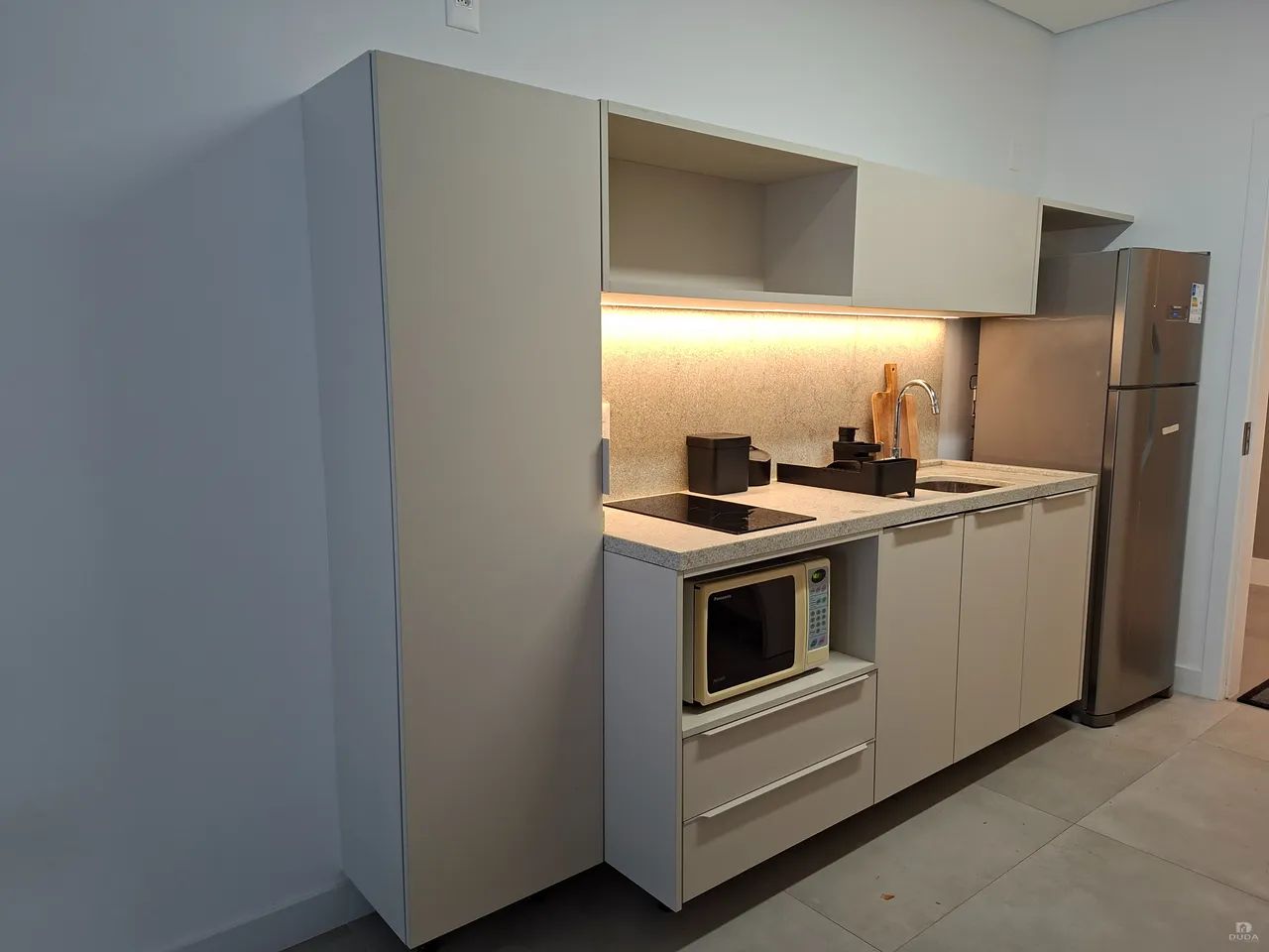 Studio mobiliado para alugar no Saco Grande - Foto 2