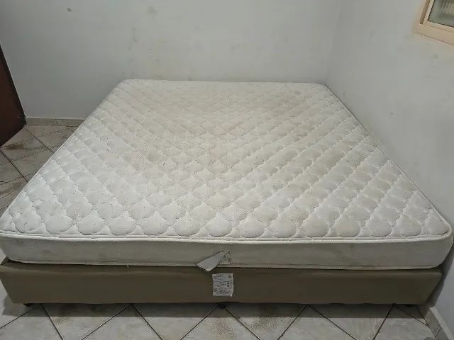 Cama king usada