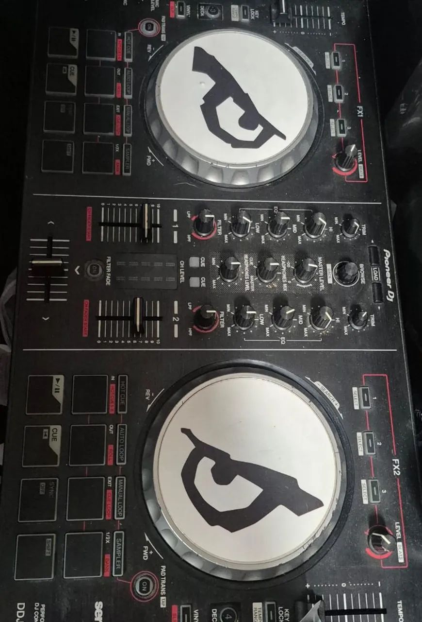 Controladora pionner serato sb2