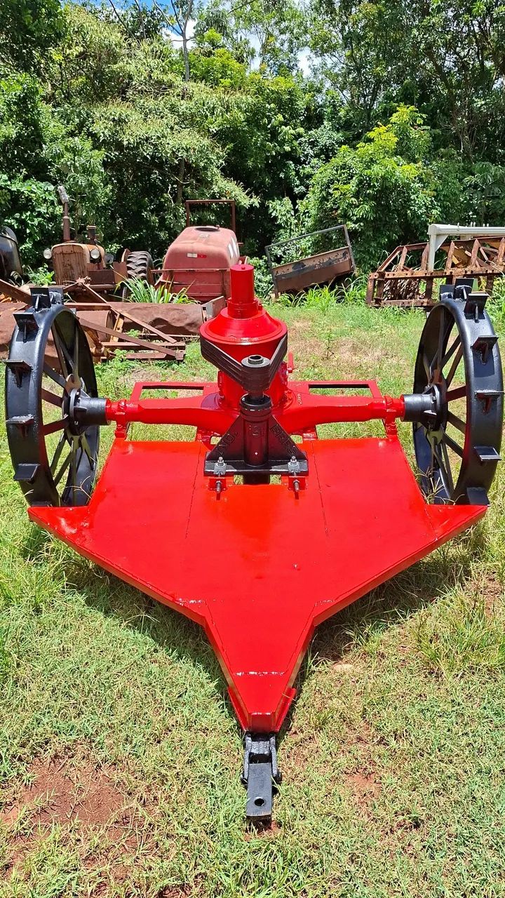 roçadeira arrasto santo expedito 