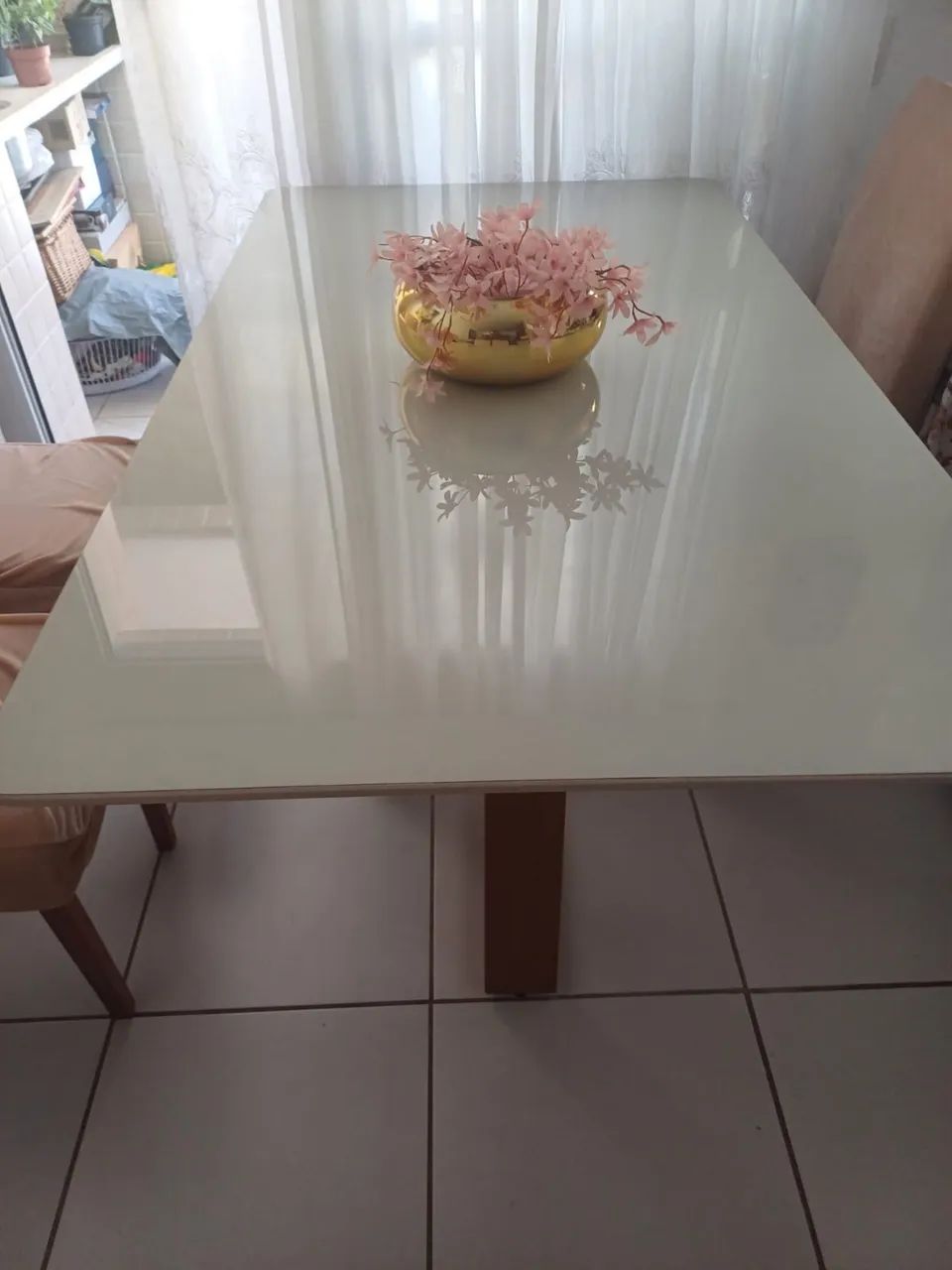 Mesa de madeira para 06 assentos  - Foto 2