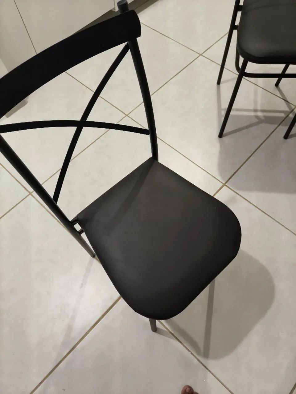 Mesa Black ferro e vidro + 4 cadeiras - Foto 4