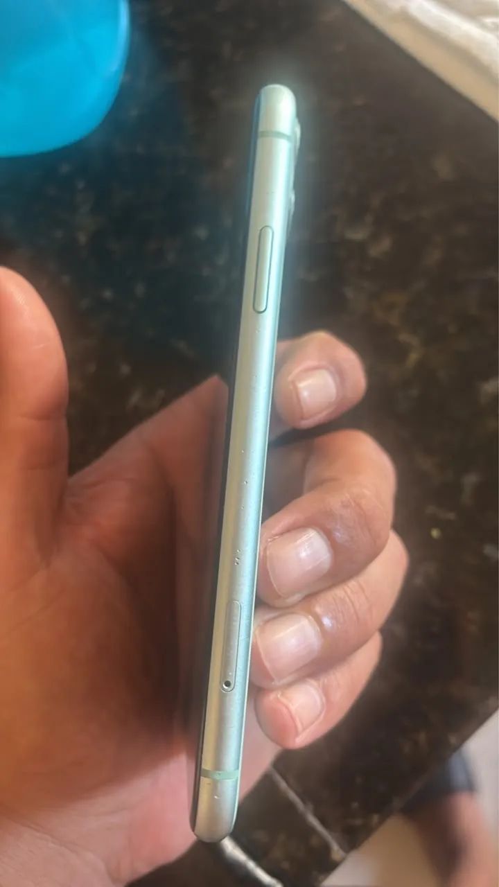iPhone 11 64 gigas - Foto 5