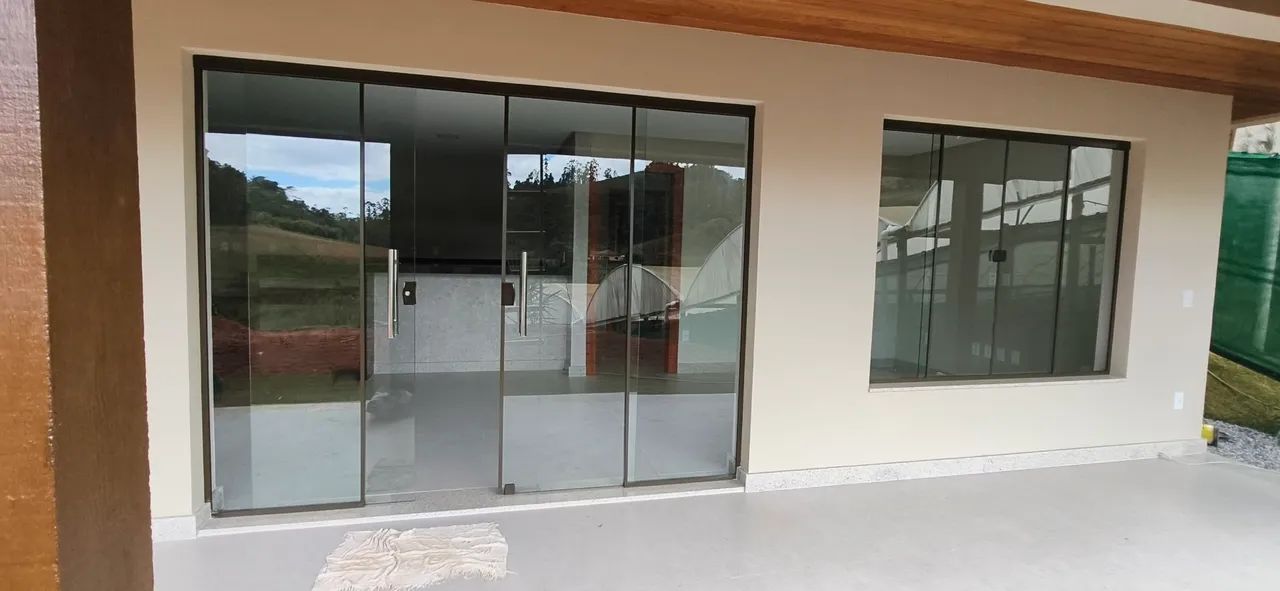 Casa em Aracê 