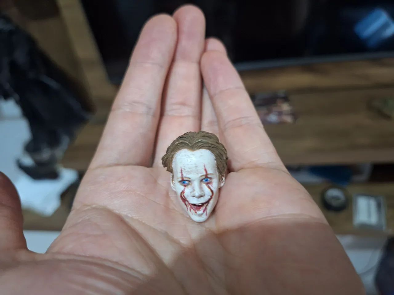 LOTE NECA PARA CUSTOMIZAÇÃO - IT PENNYWISE E TERRIFER ART THE CLOWN - Foto 4
