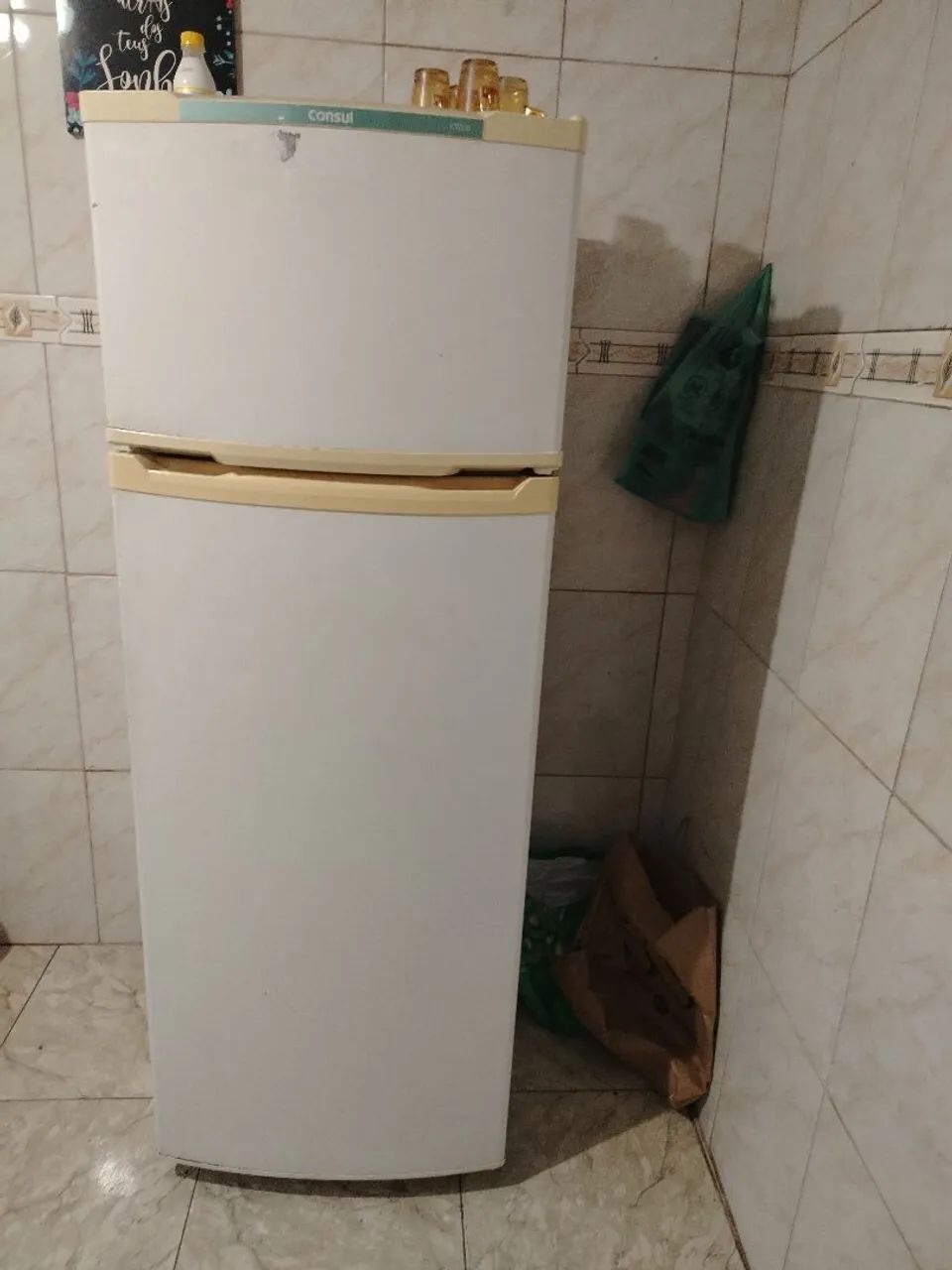 Vendo geladeira cônsul biplex - Foto 2