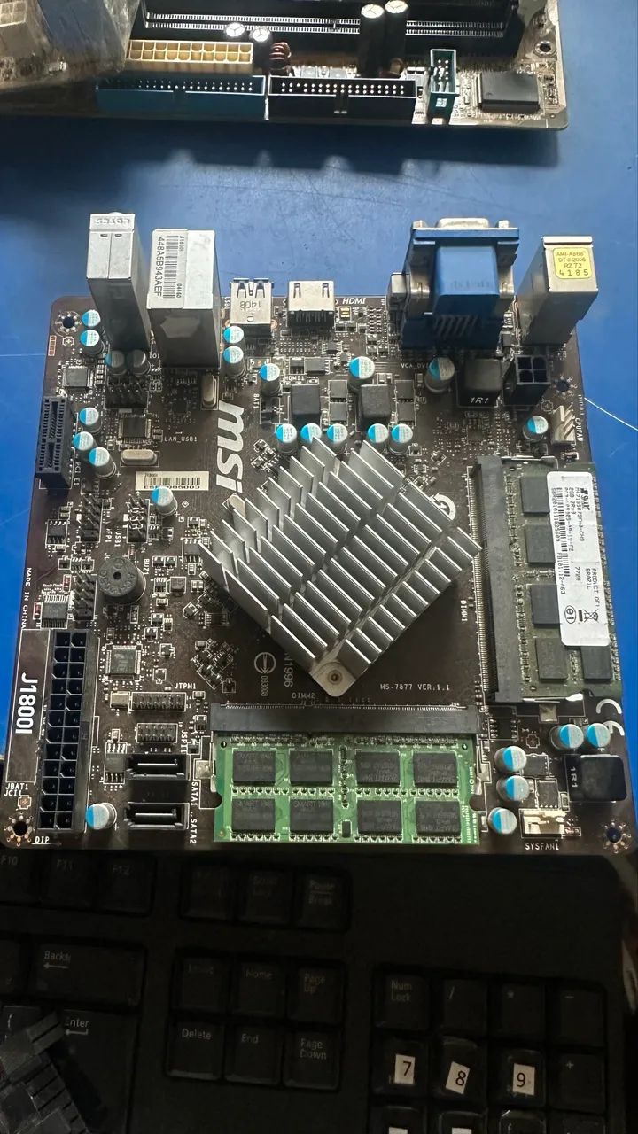 Placa mae msi ms7877 + 4g ddr3 - Foto 2