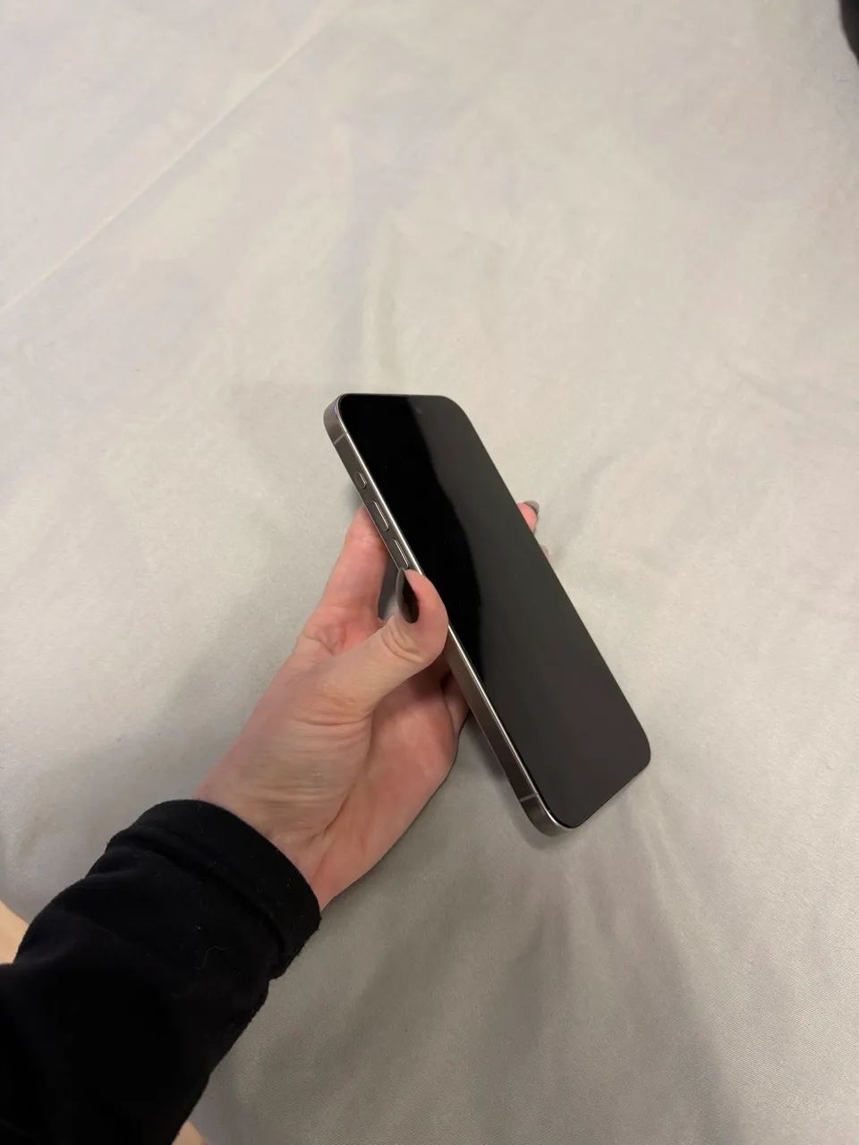 Vendo Iphone 15 pro Max 256gb - Foto 4