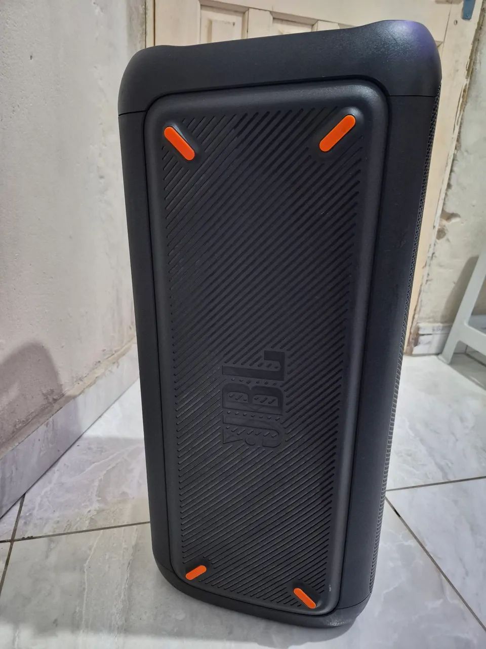 JBL PARTYBOX 300 (TROCO EM IPHONE) - Foto 3