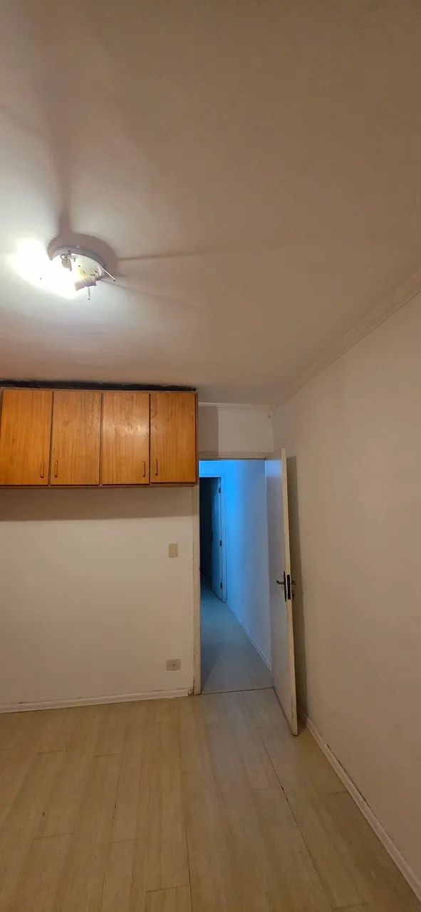 Guarda roupa doação  - Foto 2