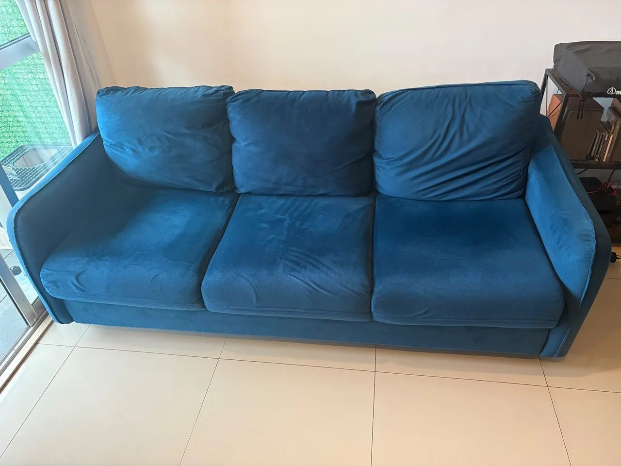 OPORTUNIDADE! Sofá 3 lugares + poltrona azul Orquídea CabeCasa ?