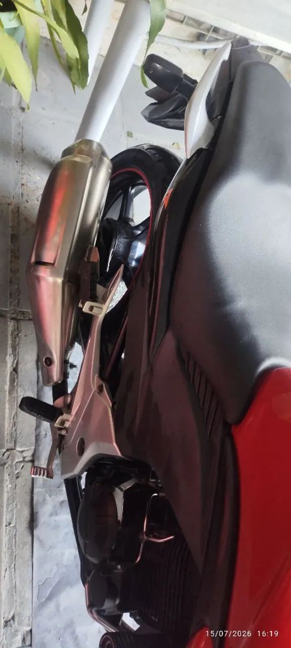 Honda CB 300r 2011 - Foto 4