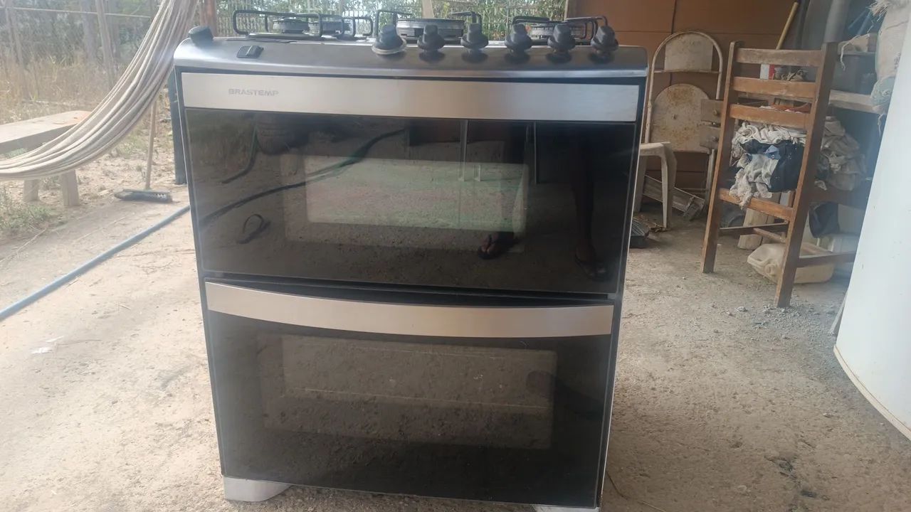 Vendo fogão de dois fornos elétrico a gásm