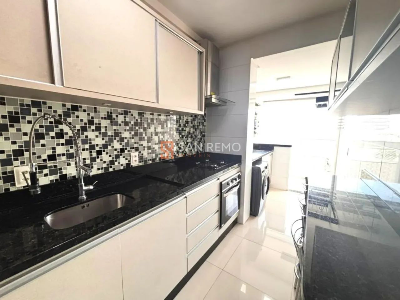 Barreiros | Apartamento 2 quartos, sendo 1 suite - Foto 4