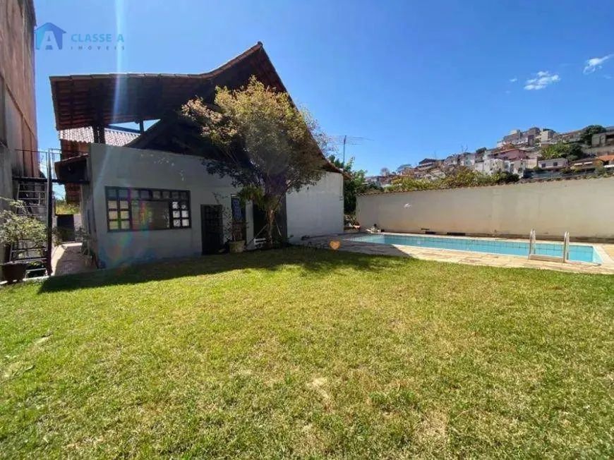 Casa com 4 Quartos à venda, 335m² - Caiçaras - Foto 2