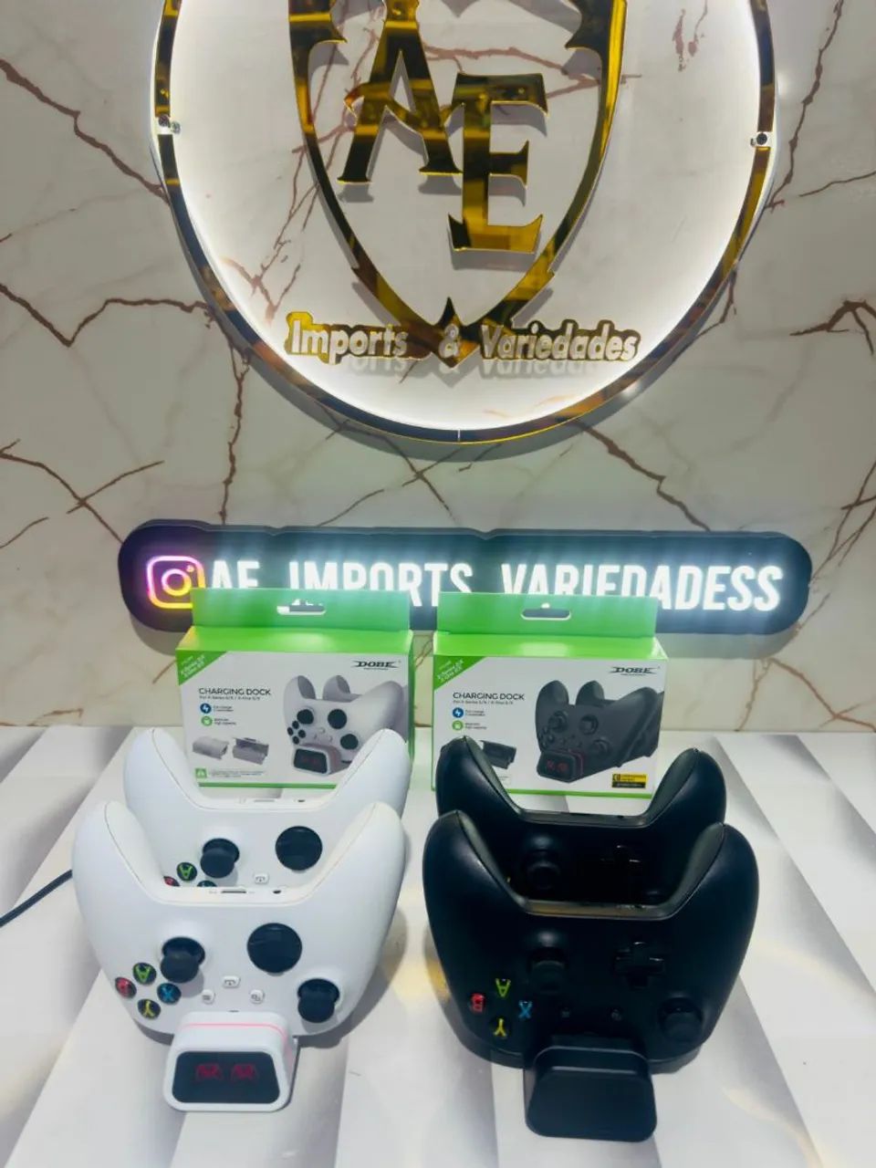 Kit Base + 2 baterias controles Xbox One S e sereis S - Foto 6