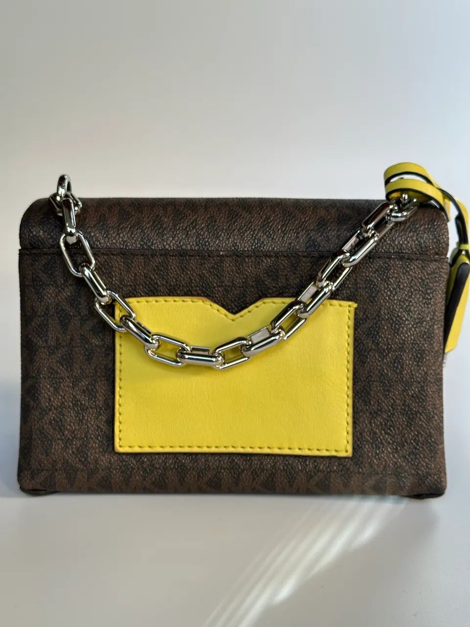 Michael Kors Cece Signature Brown + Lime - Foto 4