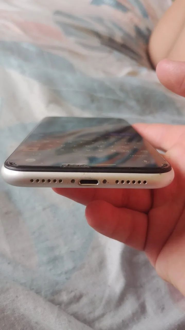 IPHONE XR 128GB BRANCO - Foto 2