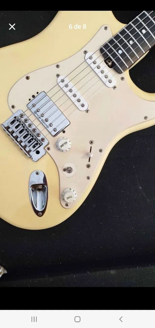 Guitarra Squier com braço Kaiser 
