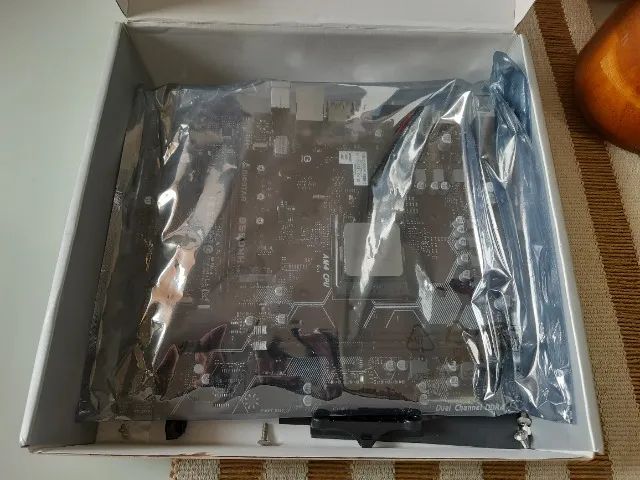 Kit placa-mãe B550 + Ryzen 7 3700X - Foto 3