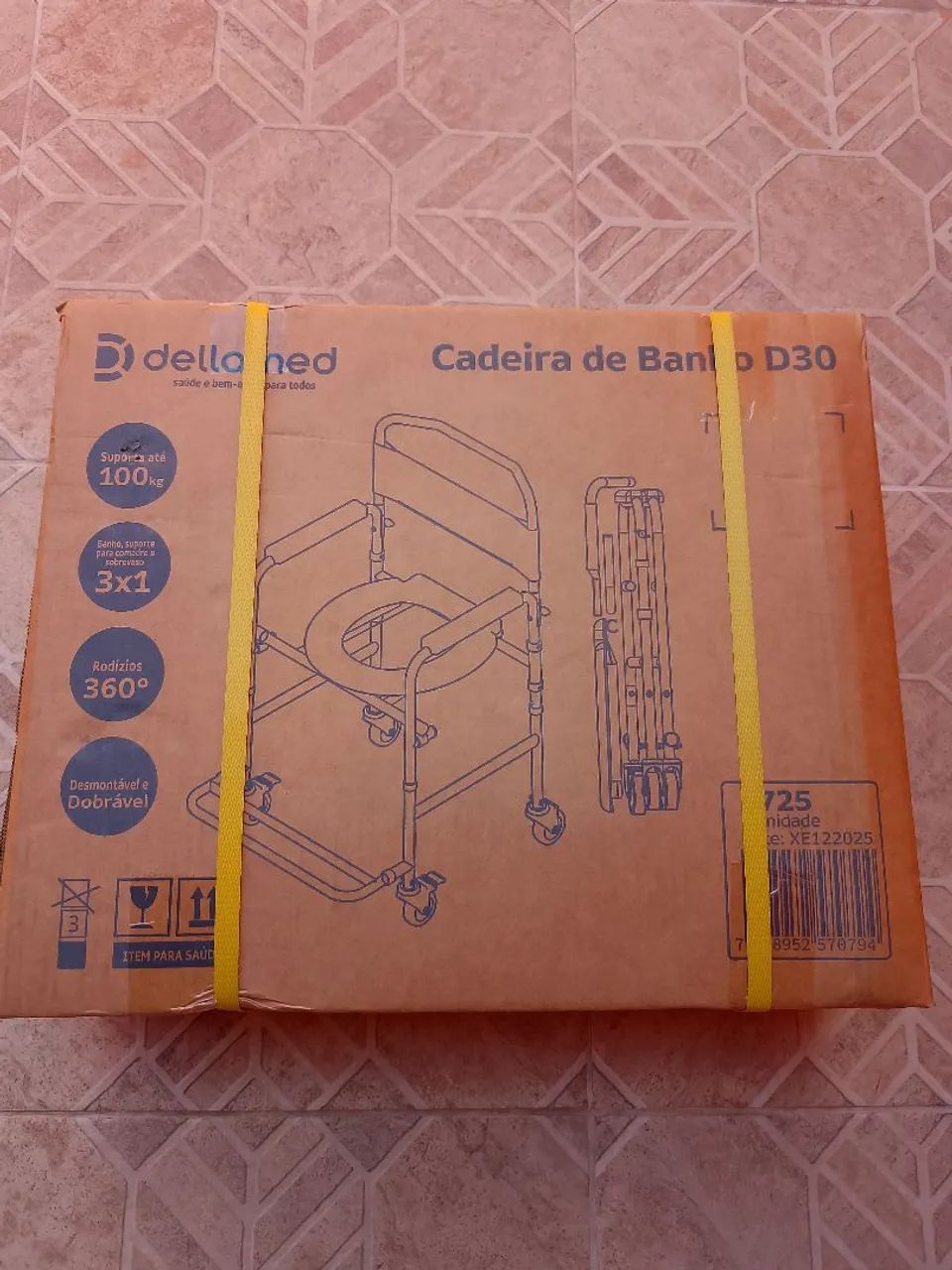 Vendo cadeira de banho nova nunca usada , na caixa