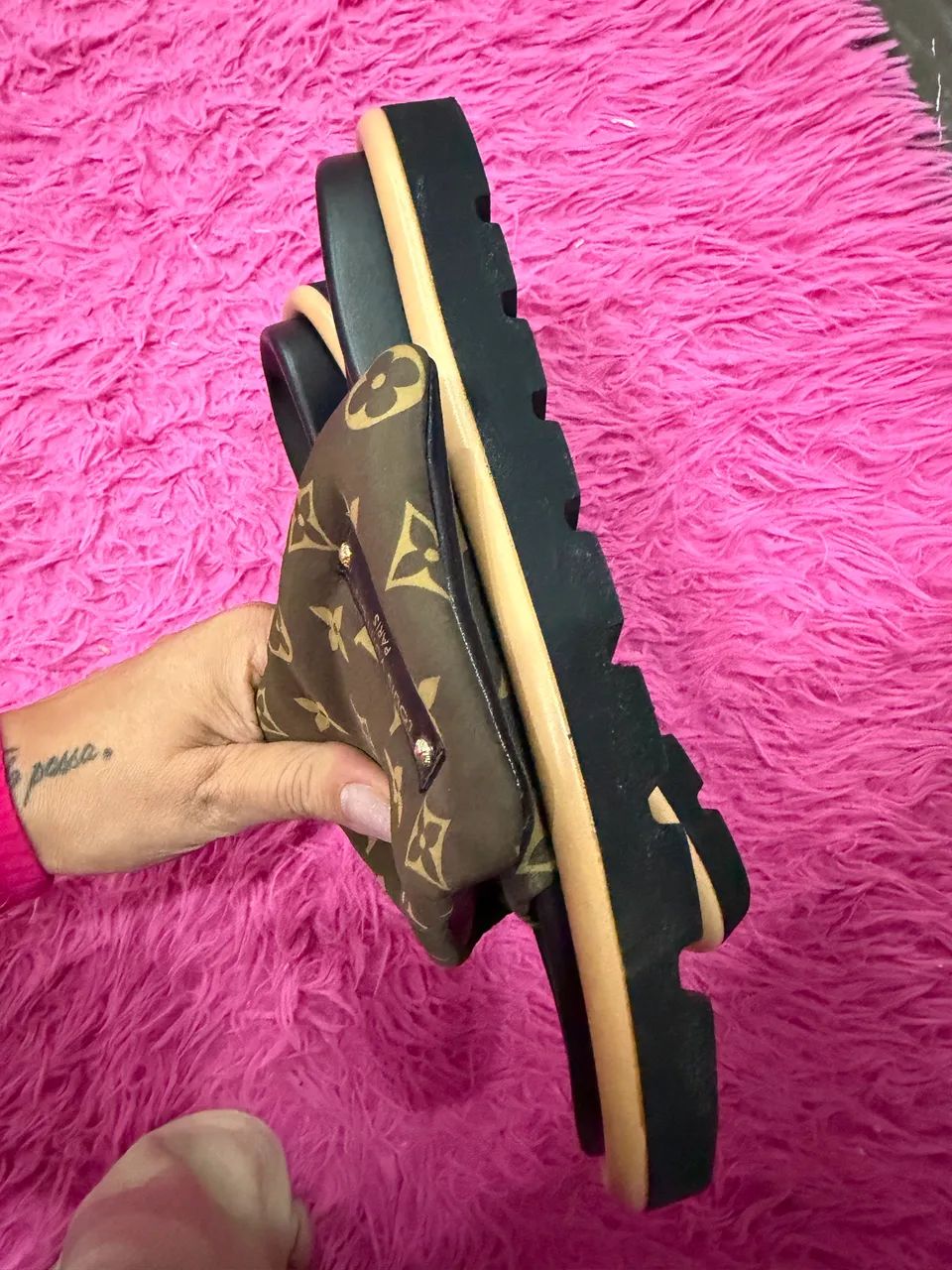 Slide da Louis Vuitton - Foto 3