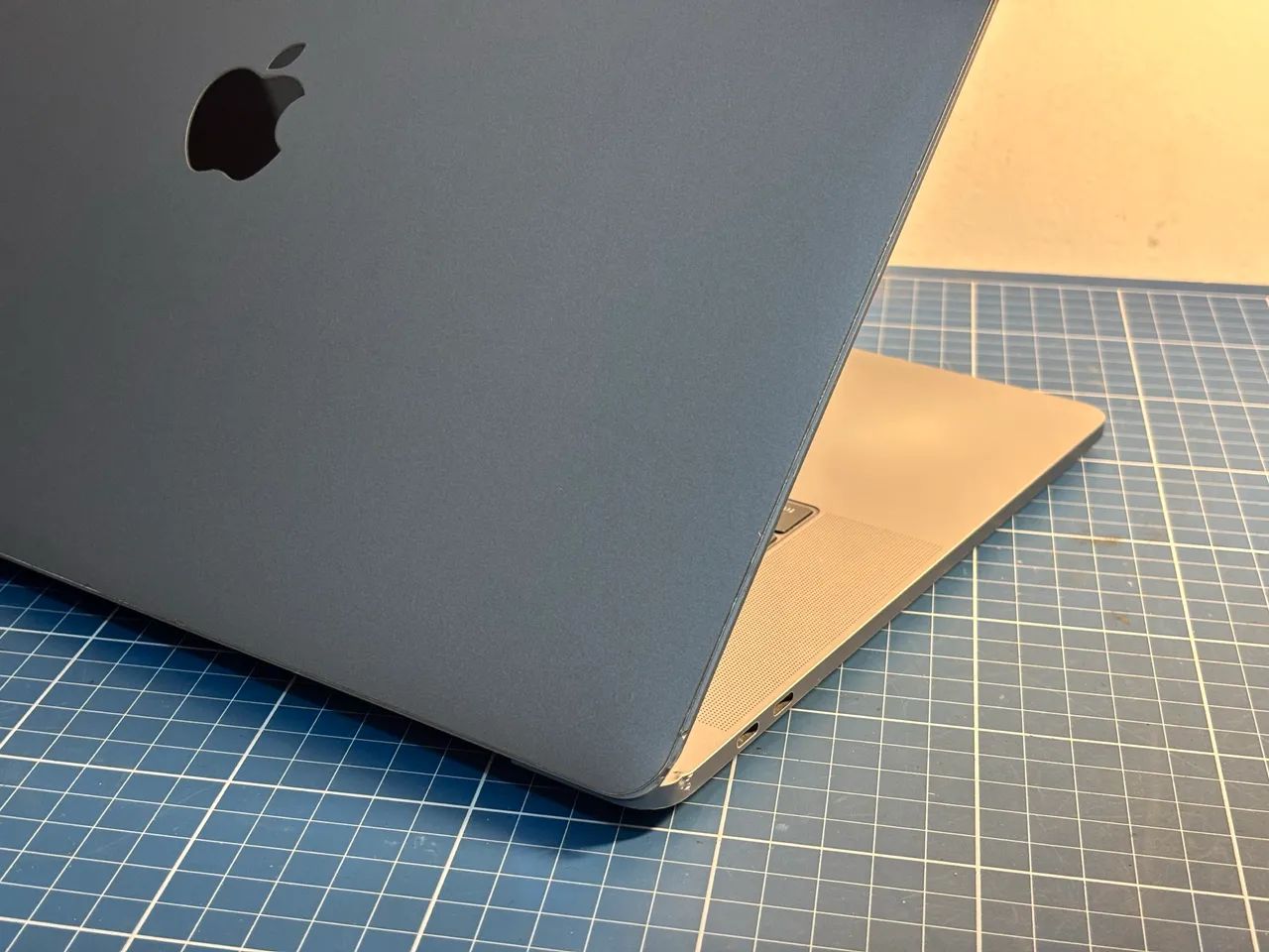 MacBook Pro 15 polegadas 2016 I7 16GB RAM Bateria Nova - Foto 5