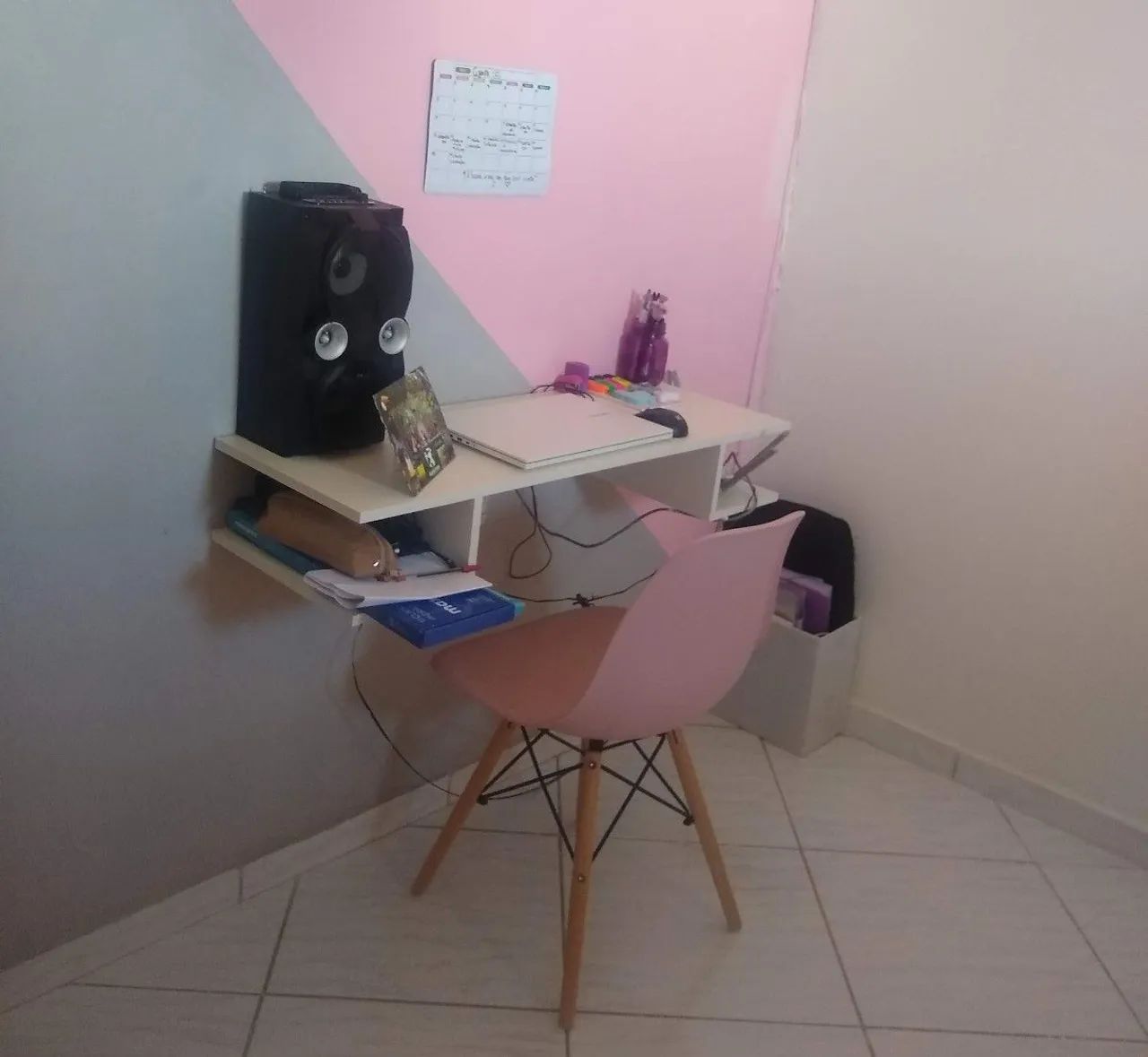 Mesa + cadeira