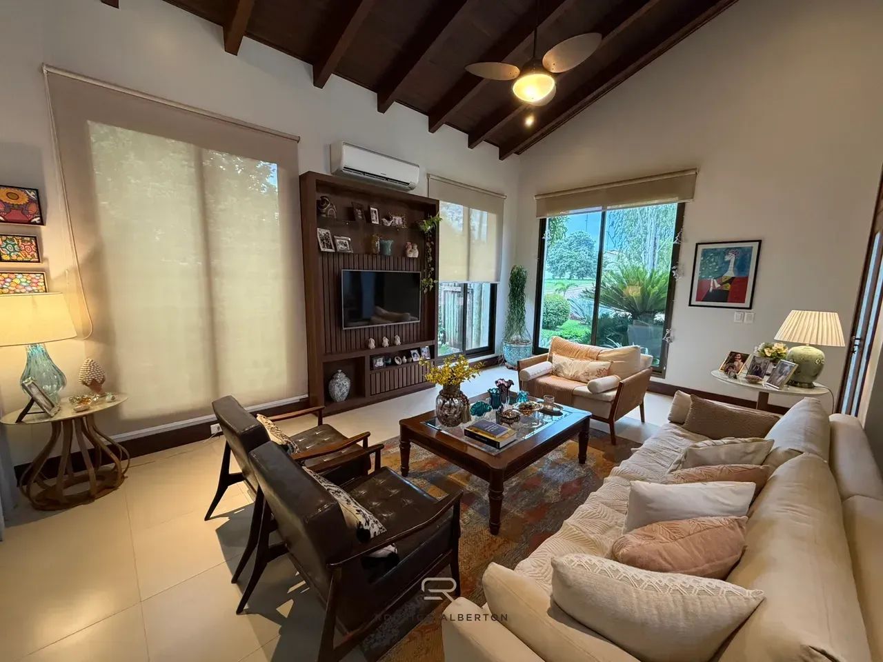 Uma Casa de Campo dentro da Cidade, com mais de 370m² e terreno de 1.200m² - Foto 5