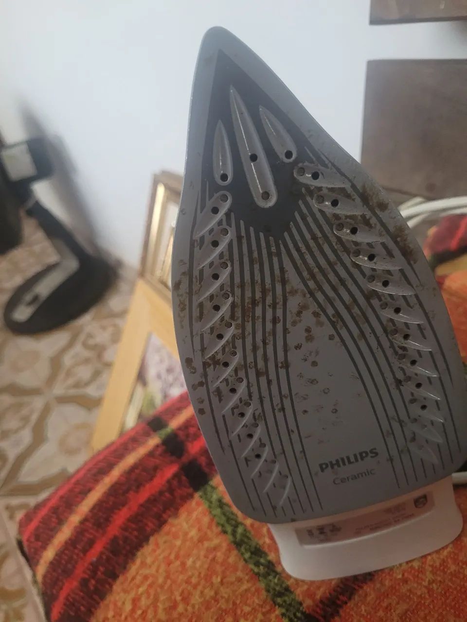 Ferro de passar roupas  - Foto 3