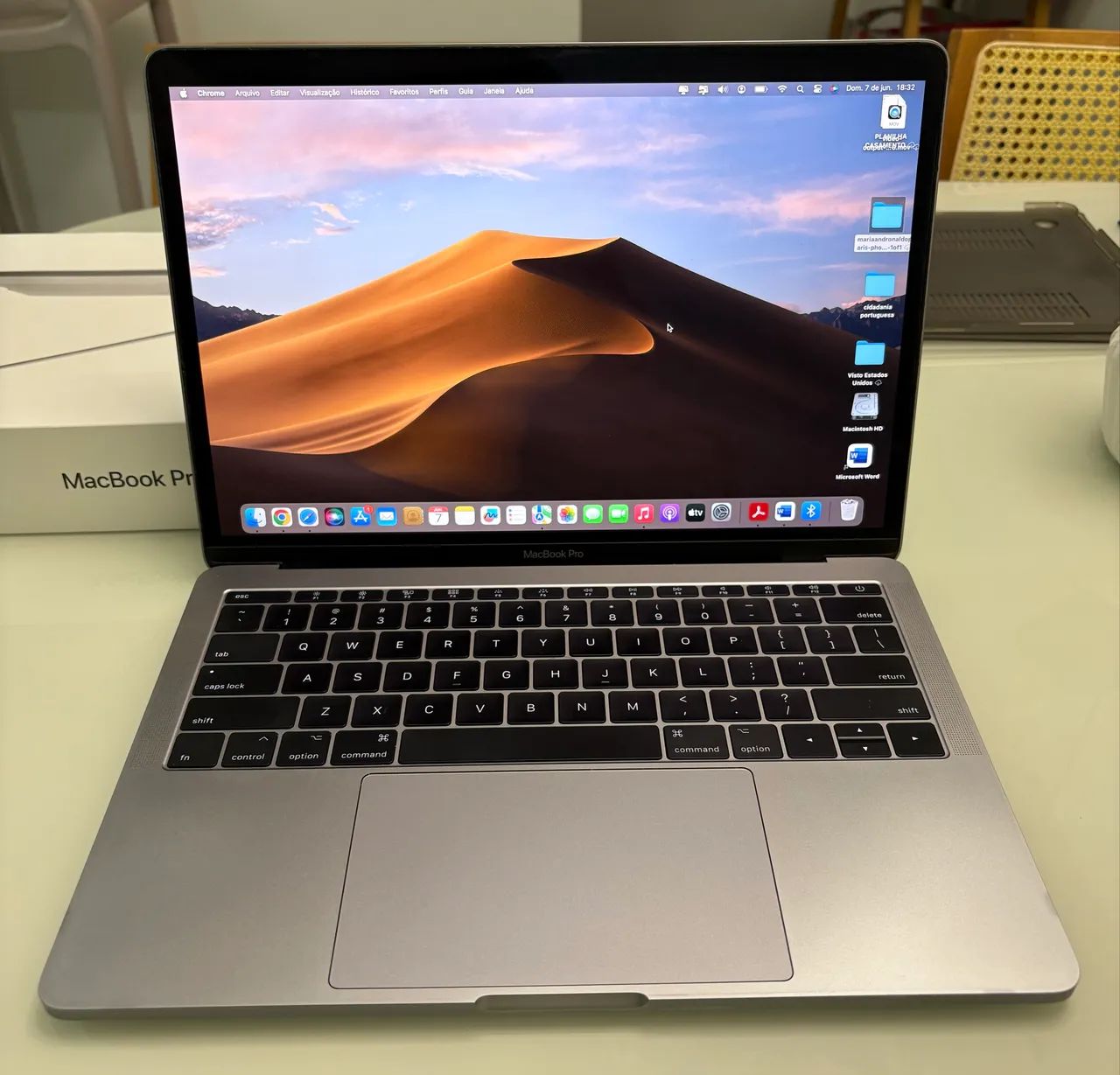 MacBook Pro 13 2017 i5 / 8GB / 256GB SSD - Caixa Original