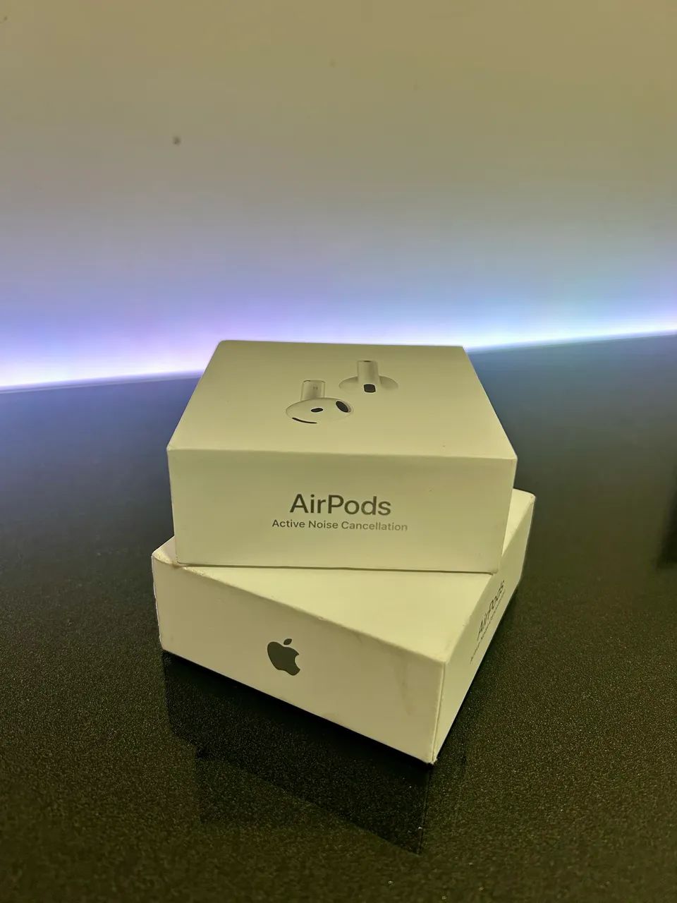 AirPods 4 com cancelamento de ruído 
