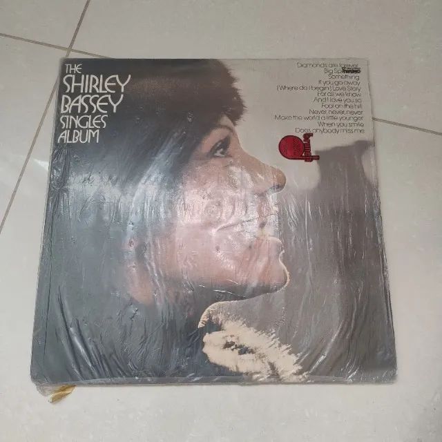 LP Vinil Shirley Bassey - The Singles Album Origina