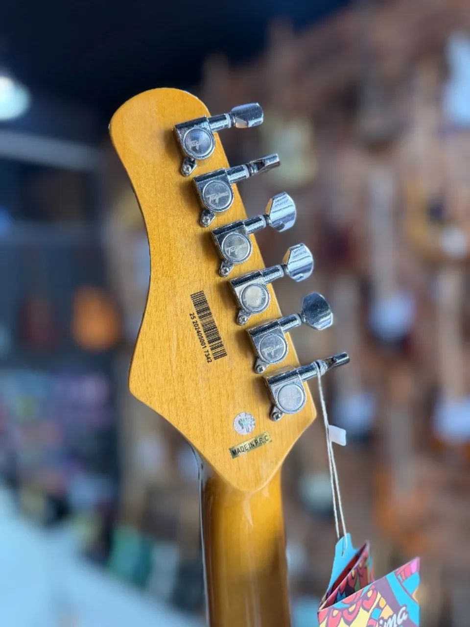 Guitarra winner bk  - Foto 4