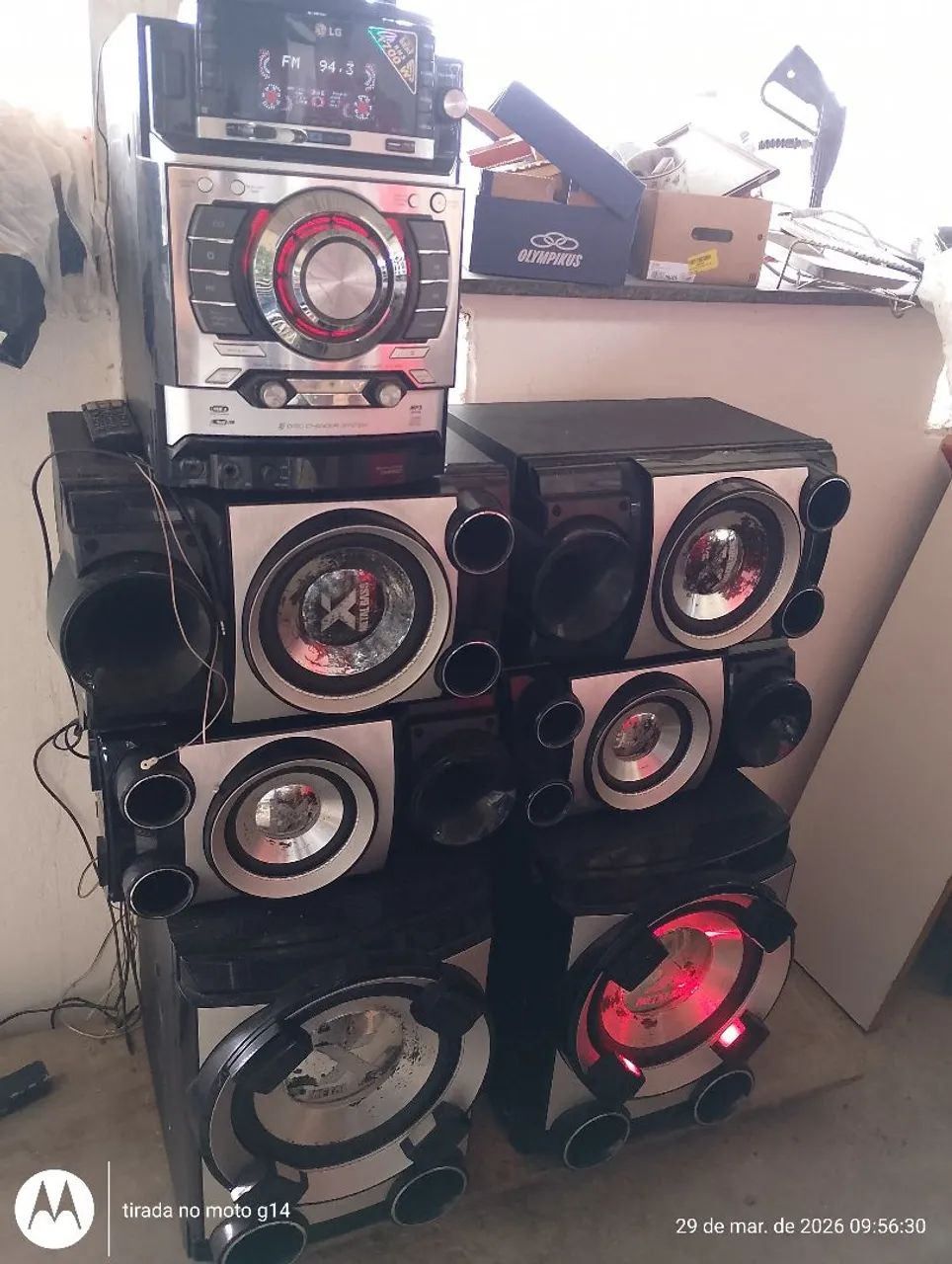 Som LG 1700