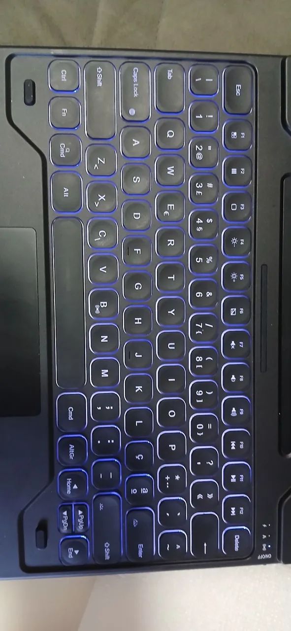 Capa Teclado para Tablet - Foto 4