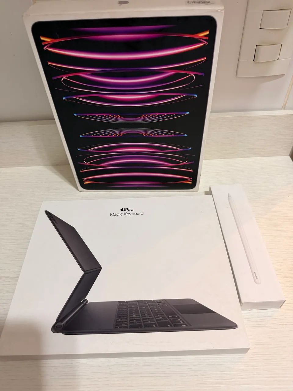 iPad Pro 12,9 M2 zero com teclado e caneta kit ouro  - Foto 4