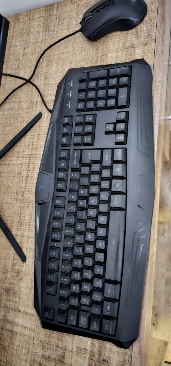 Computador 441992419046205444