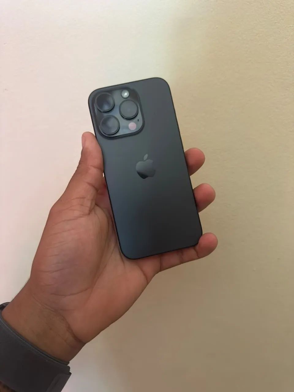 iPhone 15 pro - Foto 4