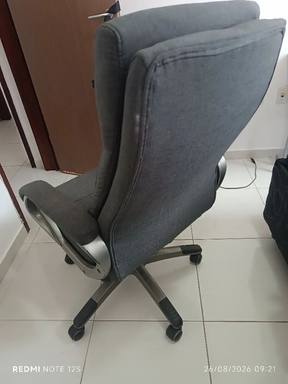 Cadeira escritório  - Foto 2