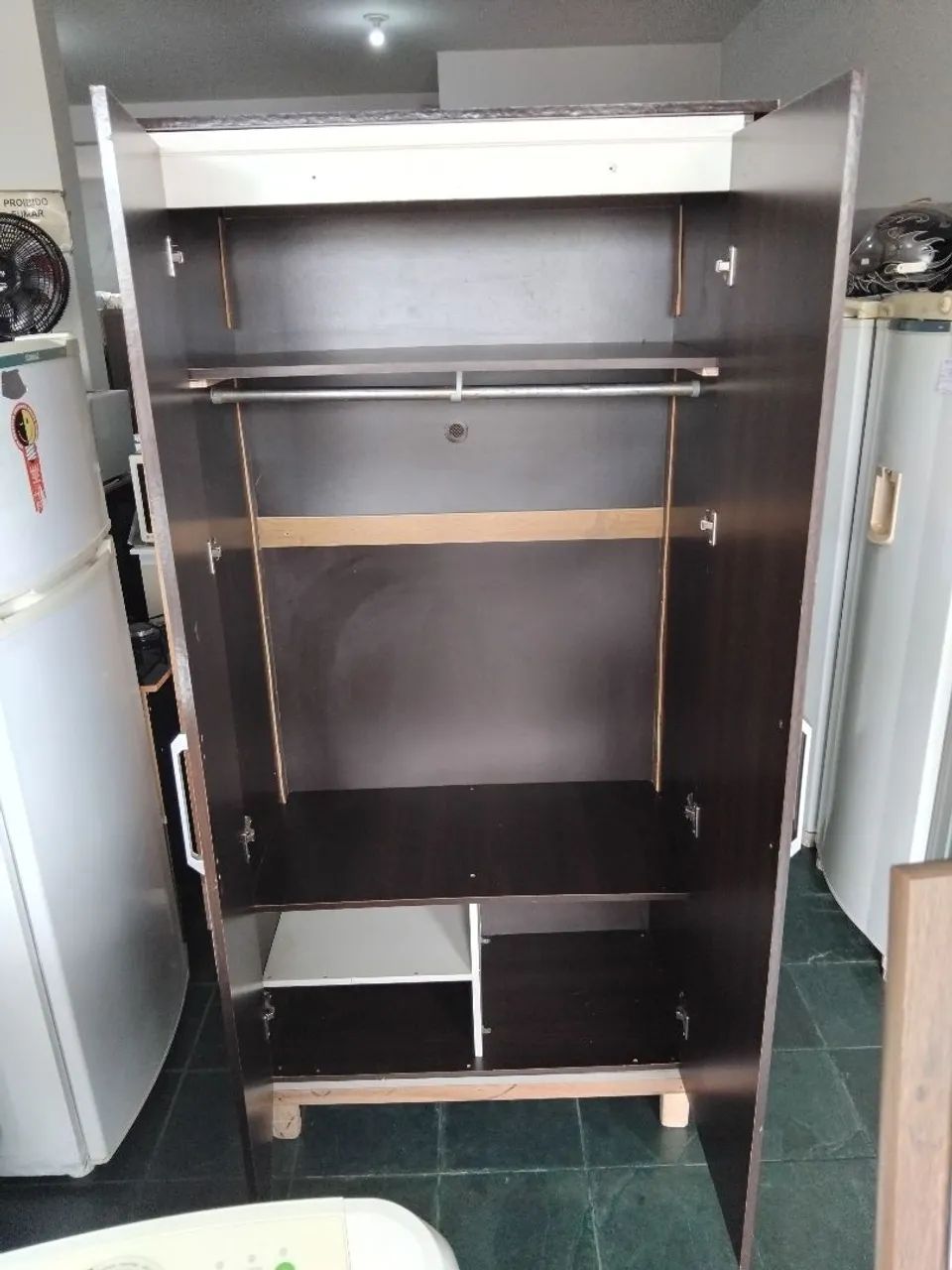 Guarda roupa de solteiro usado  - Foto 2