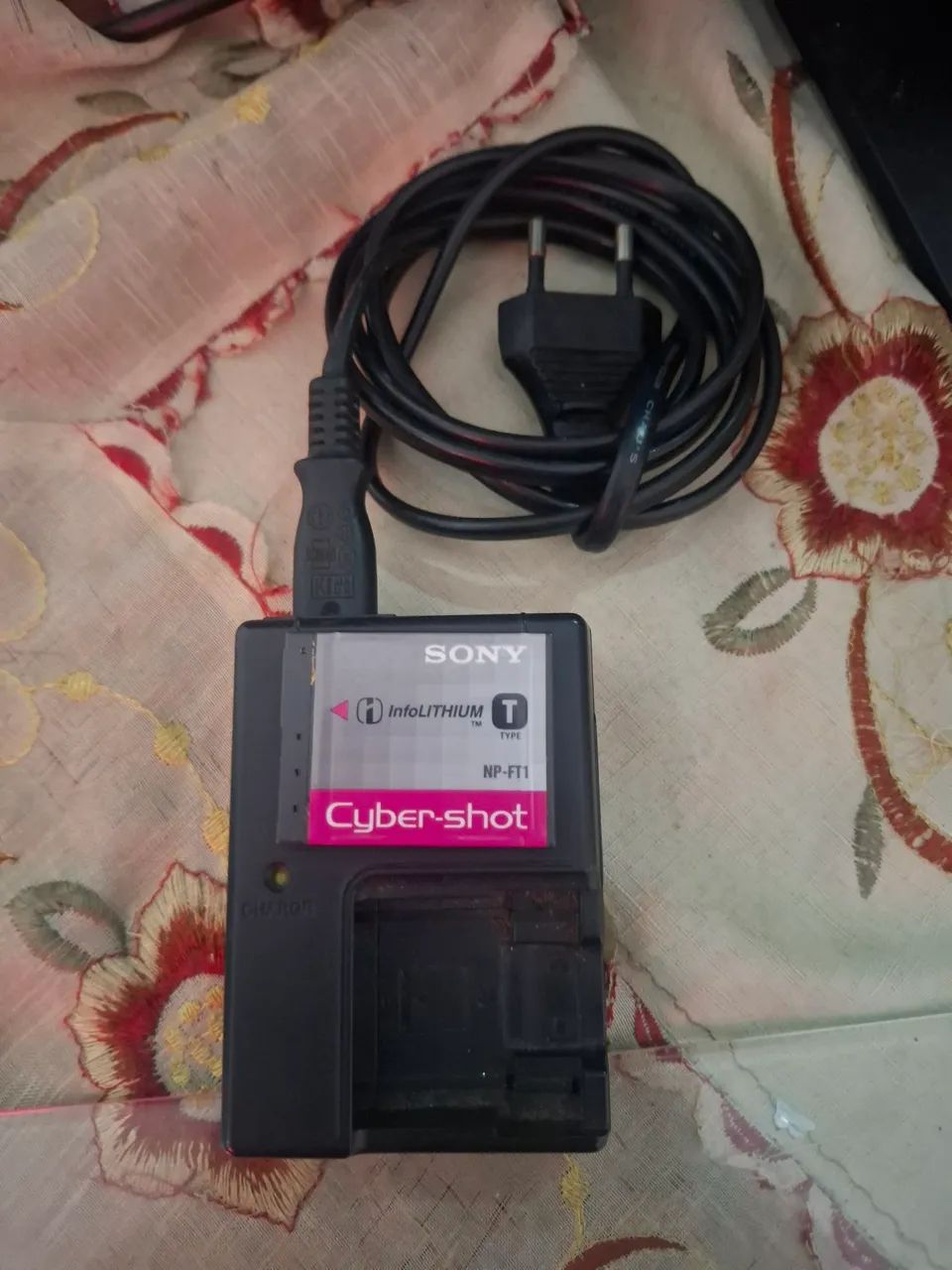 Camera  cybeshot Sony completa - Foto 2