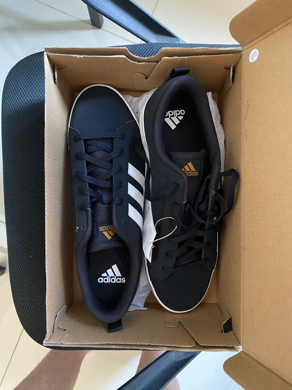 Tênis adidas  - Foto 3