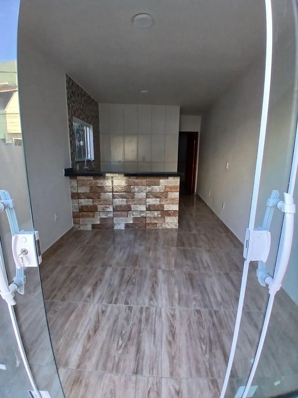 Rio das Ostras vendo casa primeira locação, 2q , 2 banheiro, terraço gourmet,  - Foto 5