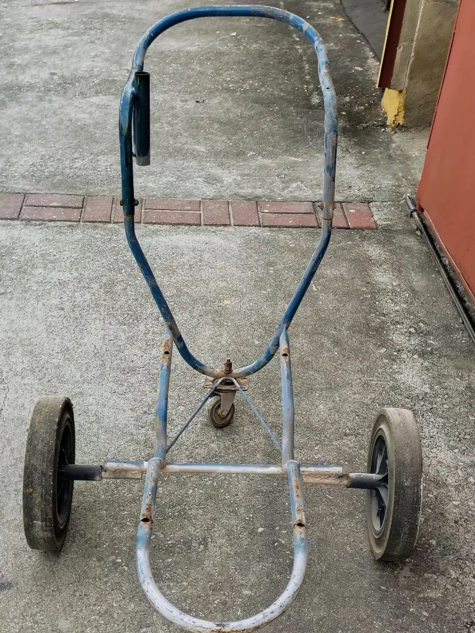 Suporte para carrinho de vendas
